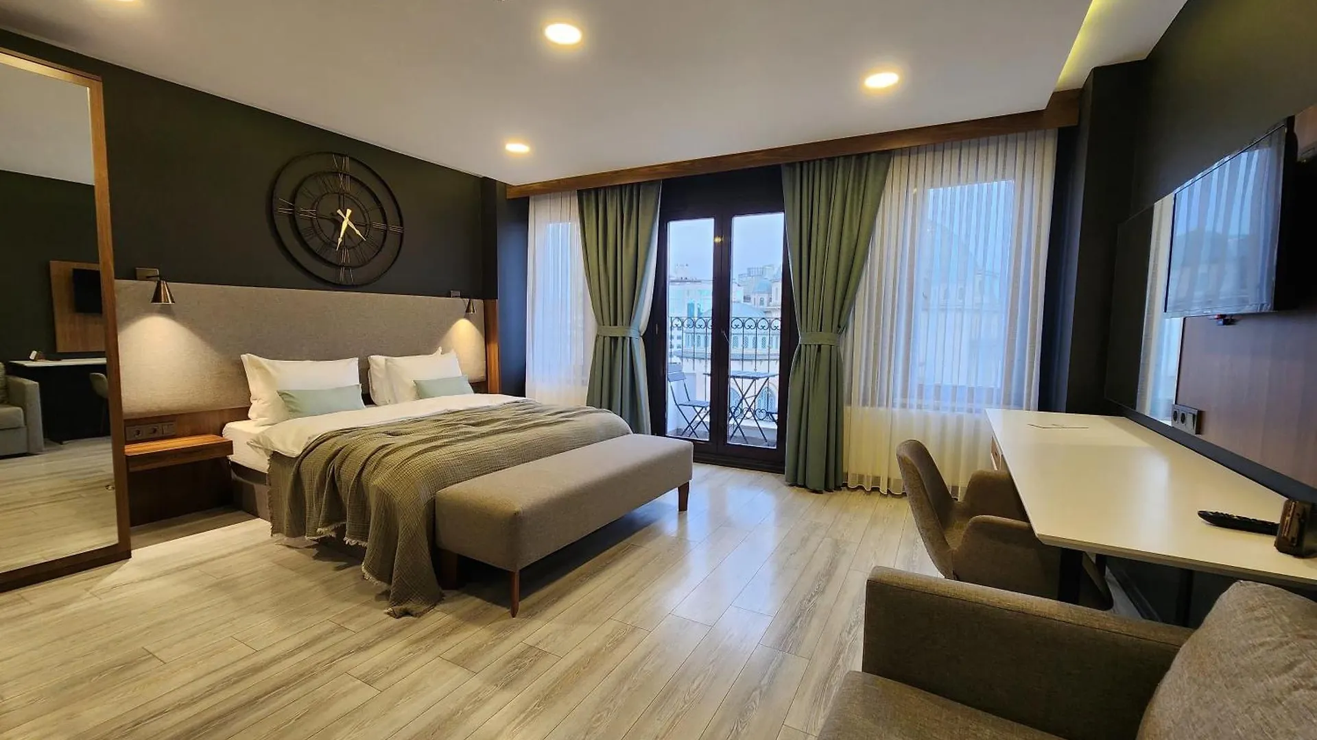 ****  Taksim Landhouse Hotel Стамбул Турция