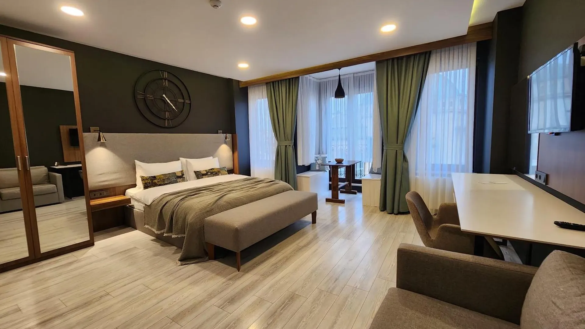 Taksim Landhouse Hotel Стамбул