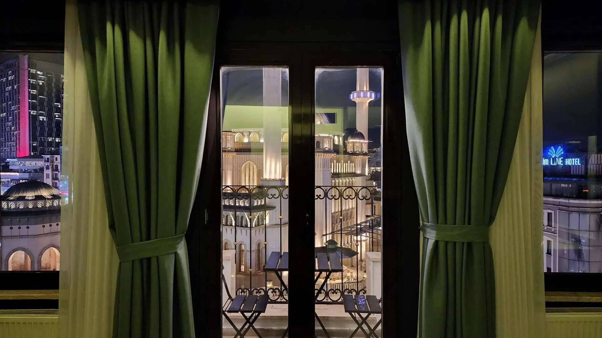 Taksim Landhouse Hotel Стамбул